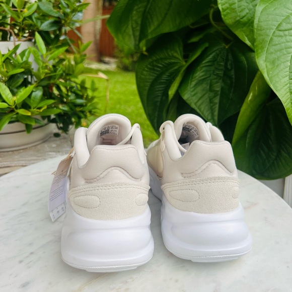 ✨🤍Adidas wonderful day 🤍✨Brand New ✨Size 9 - Picture 4 of 6